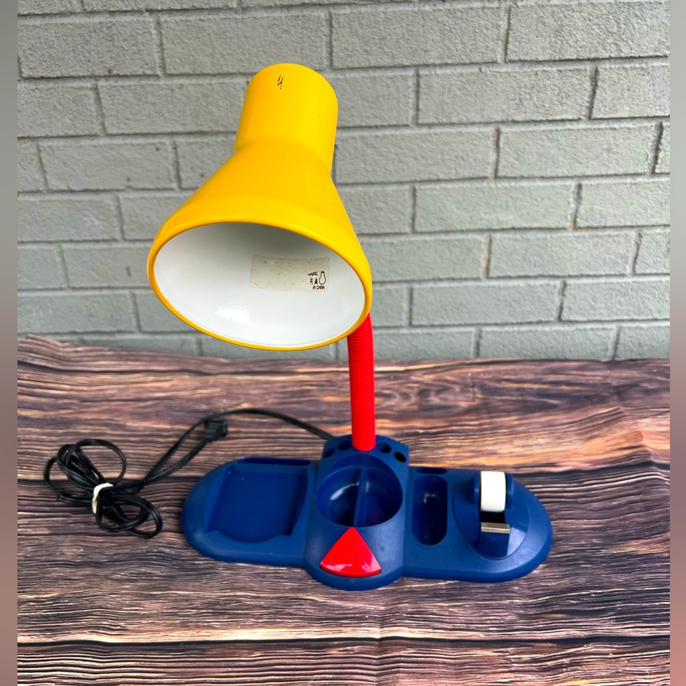 Memphis Style Lamp W/ Desk Organizer Vintage